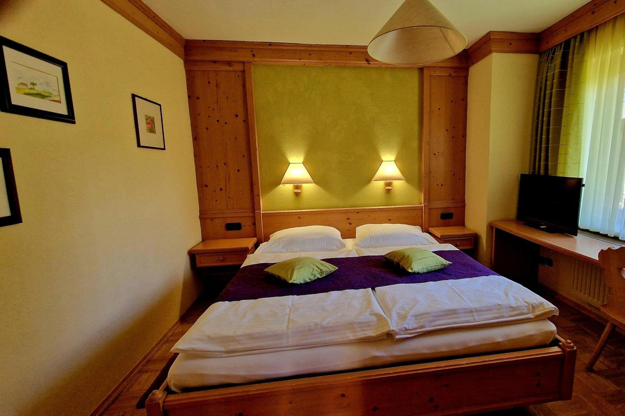 Landgasthof Trattnig Schiefling am See Room photo