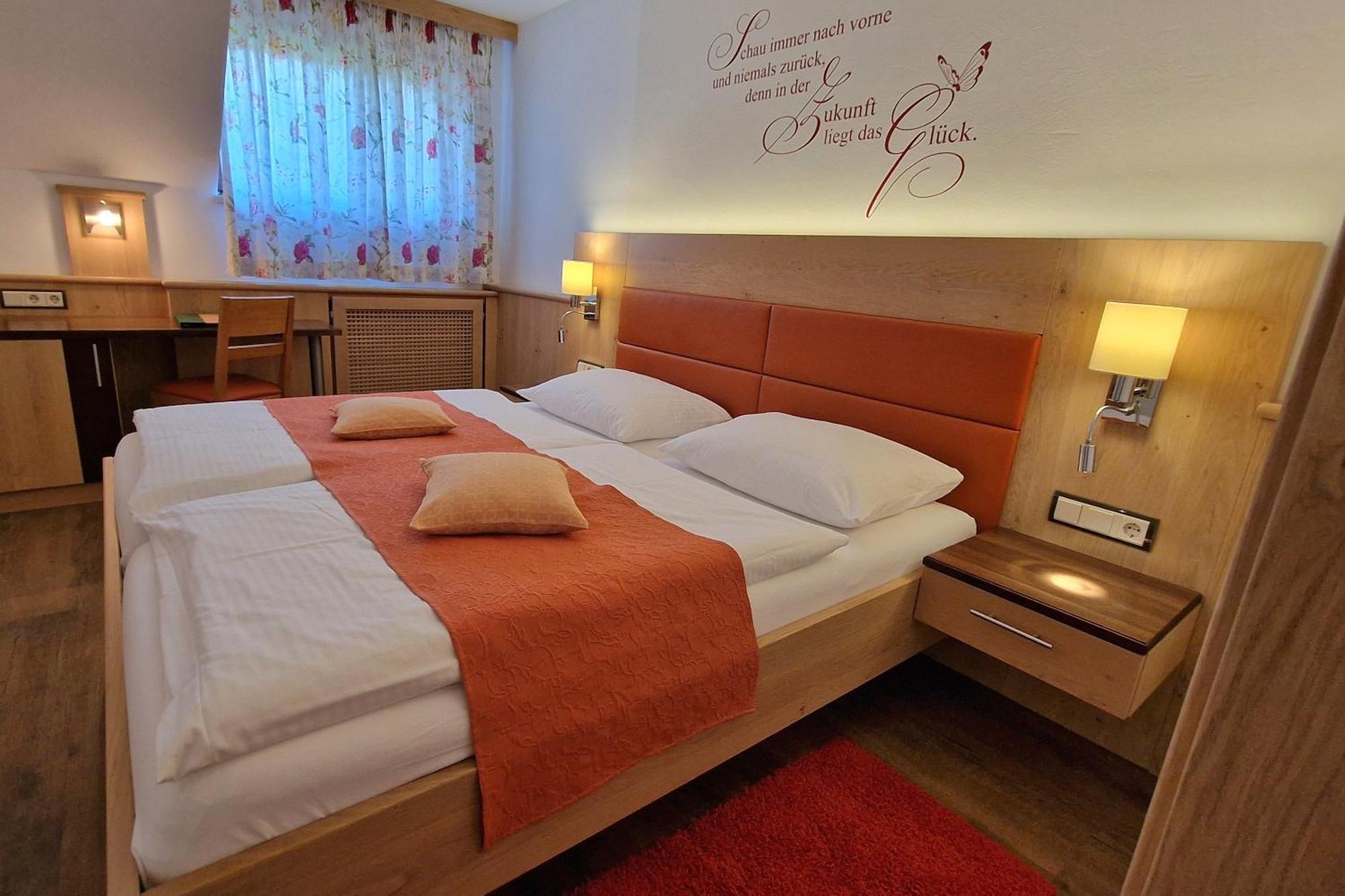 Landgasthof Trattnig Schiefling am See Room photo