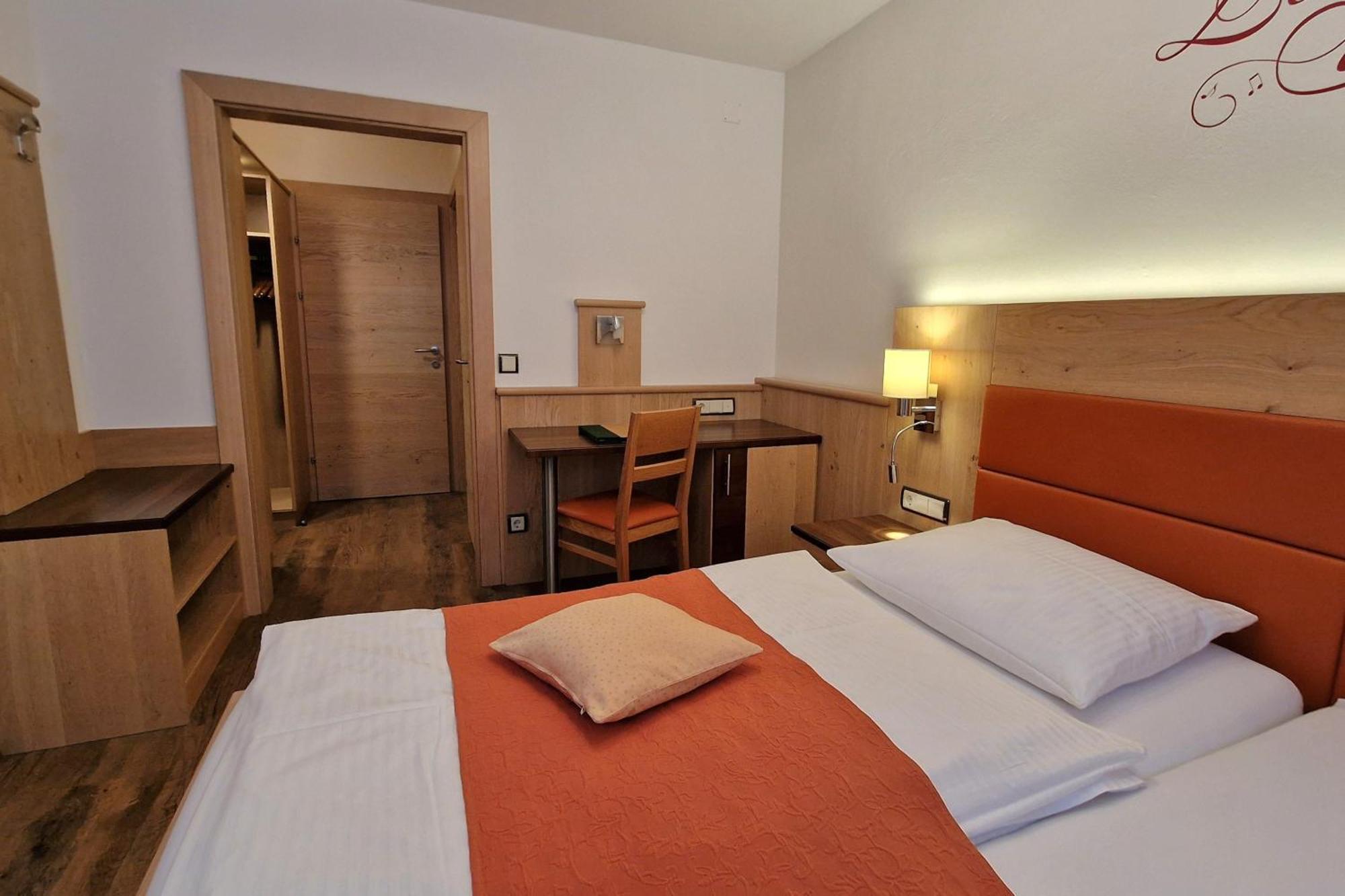 Landgasthof Trattnig Schiefling am See Room photo